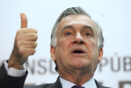 Ex-ministro Juca Ferreira anunciou que quer entrar no páreo para disputar a indicação do PT à sucessão municipal