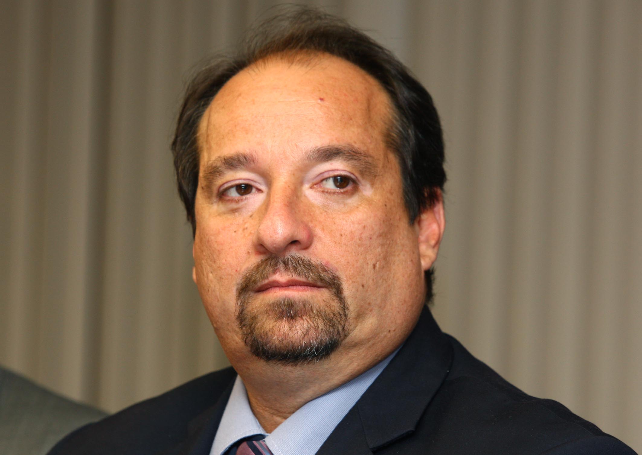 Cícero Monteiro é o chefe de Gabinete que deixa deputado esperando