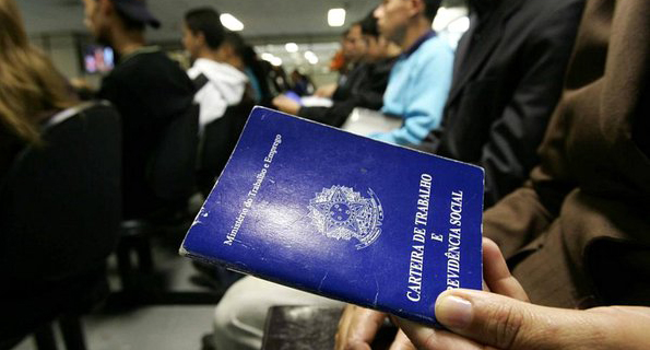 Municípios de médio porte são os que tiveram maior alta proporcional na criação de vagas