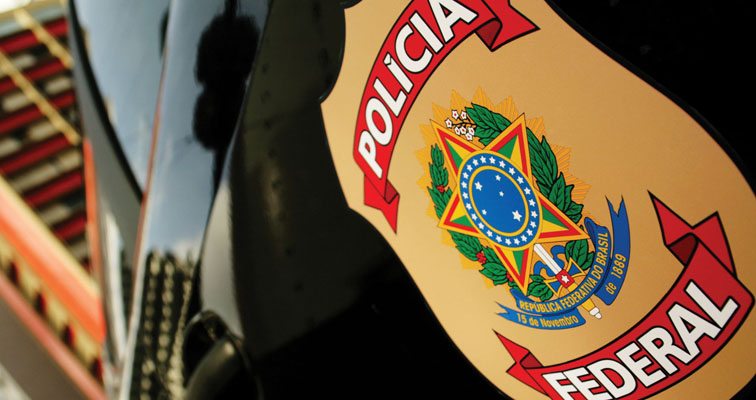 A investigação apura um suposto esquema de corrupção envolvendo as obras da Arena Castelão