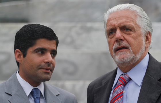 ACM Neto e Jaques Wagner: candidatos ao governo, respectivamente, pelo DEM e o PT ACM Neto e Jaques Wagner: candidatos ao governo, respectivamente, pelo DEM e o PT