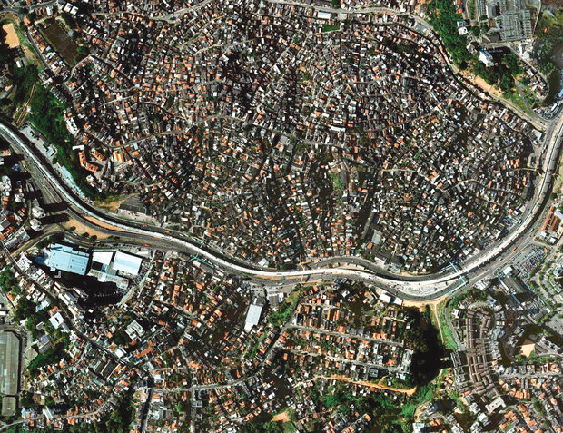 Imagem de Tráfico de drogas arrecada R$ 9,7 milhões por mês na cracolândia de São Paulo