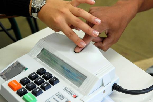 Por conta da pandemia de coronavírus, Resolução do TSE suspende efeito de cancelamentos dos títulos de quem não realizou a biometria após as Eleições de 2018