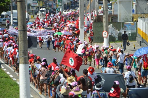 O líder e fundador do Movimento dos Sem Teto, Jhones Bastos