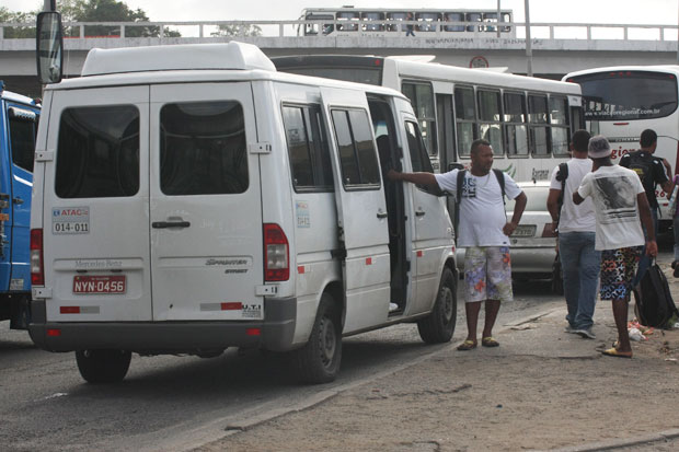 Instituto Brasileiro de Defesa do Consumidor avaliou 306 candidaturas, das quais 154 falam de tarifa