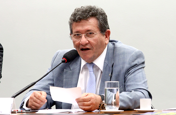 Ex-prefeito de Camaçari, Luiz Caetano é rejeitado pela segunda vez por governador para assumir coordenação política