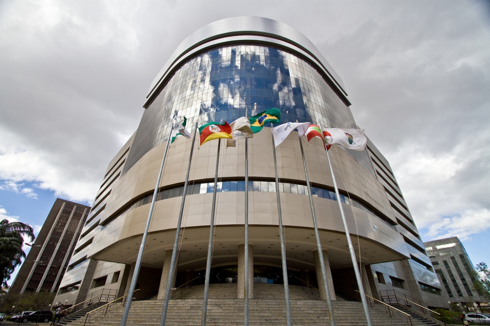 Sede do Tribunal Regional Federal da 4ª Região (TRF-4) Sede do Tribunal Regional Federal da 4ª Região (TRF-4)