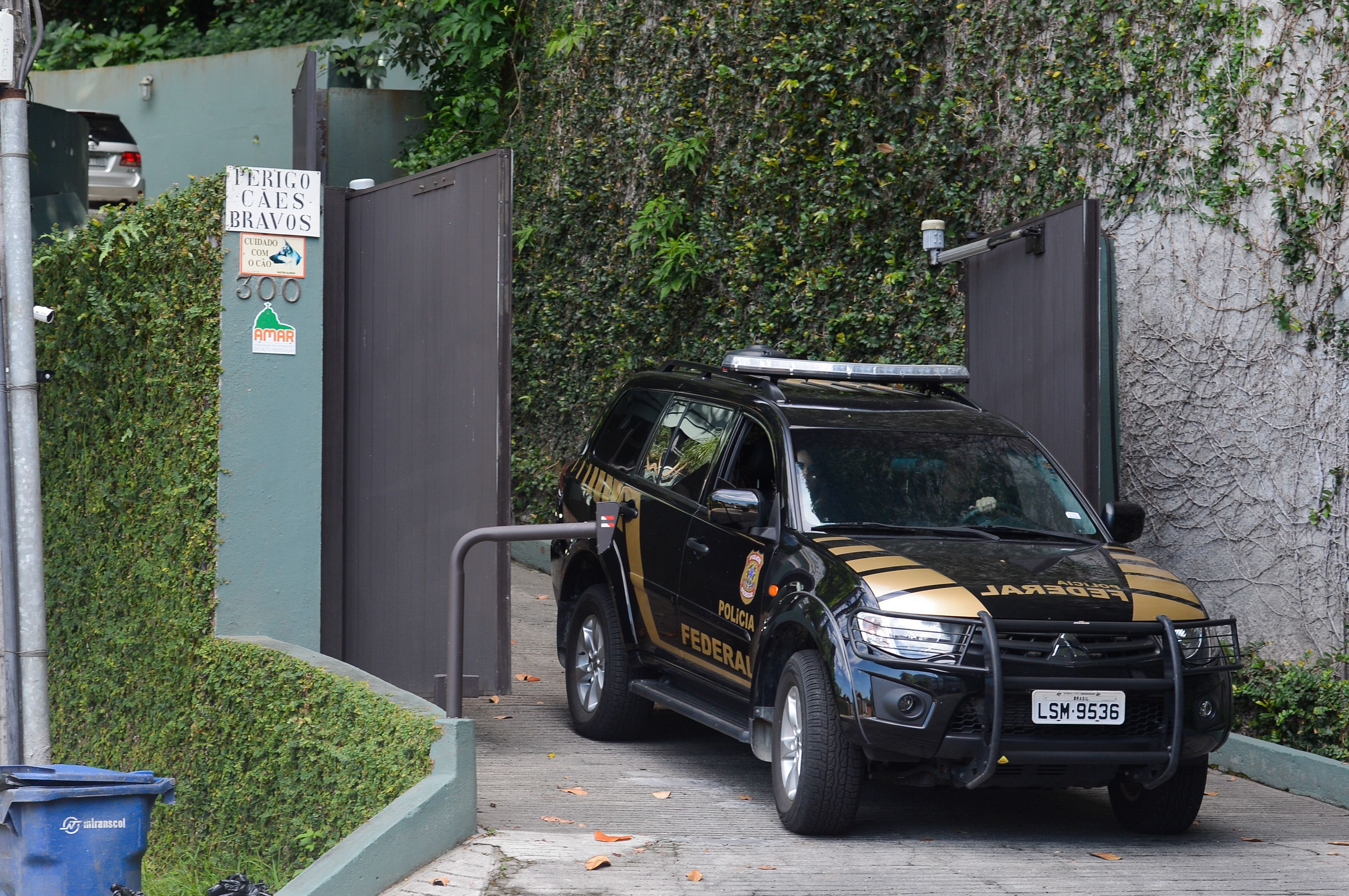 PF deflagra operação contra fraudes na saúde e educação em Salvador