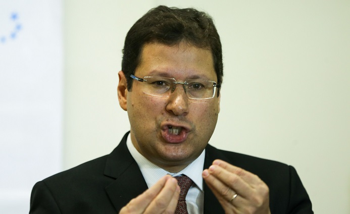 Advogado baiano Mauro Menezes, ex-presidente da Comissão de Ética Pública da Presidência, resolveu acionar Moro no colegiado