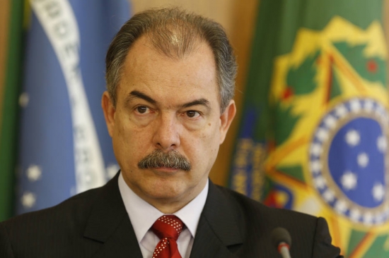 Mercadante não irá a casamento de Lula e Janja e manda mensagem para noiva