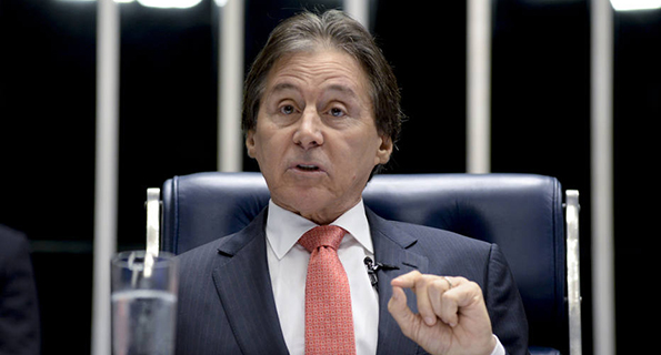 Por maioria, ministros apontam que investigação iniciada em 2017 não apresentou provas que justificassem uma denúncia contra o ex-senador, acusado de receber vantagens indevidas para atuar em favor do grupo na aprovação de medida provisória Por maioria, ministros apontam que investigação iniciada em 2017 não apresentou provas que justificassem uma denúncia contra o ex-senador, acusado de receber vantagens indevidas para atuar em favor do grupo na aprovação de medida provisória