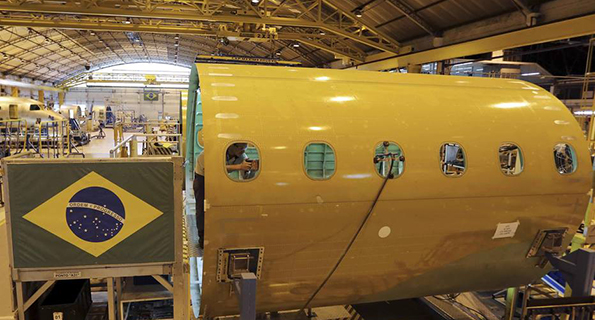 Primeiro voo do avião elétrico Ipanema, desenvolvido pela Embraer Primeiro voo do avião elétrico Ipanema, desenvolvido pela Embraer