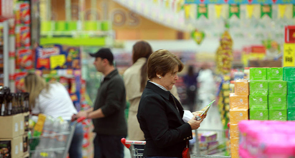 Imagem de Confiança do consumidor piora após 11 meses do governo Bolsonaro