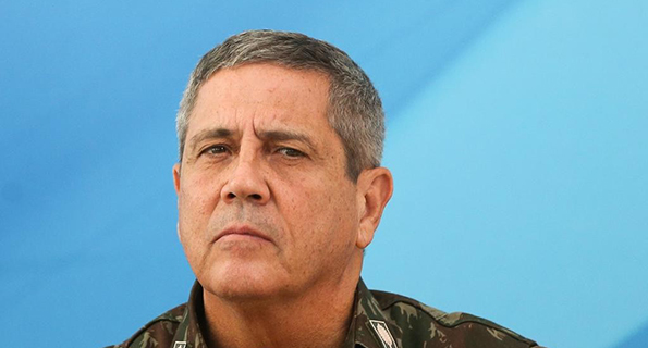 General da reserva estava com a família em Alagoas