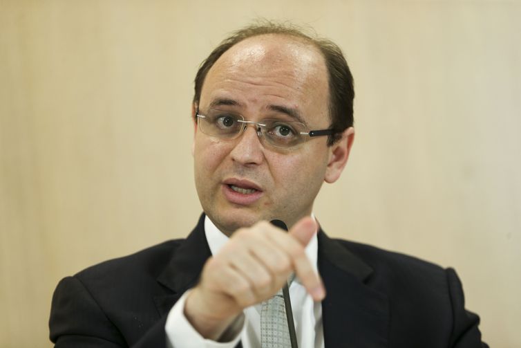 Ex-ministro da Educação e ex-secretário da Educação de São Paulo Rossieli Soares