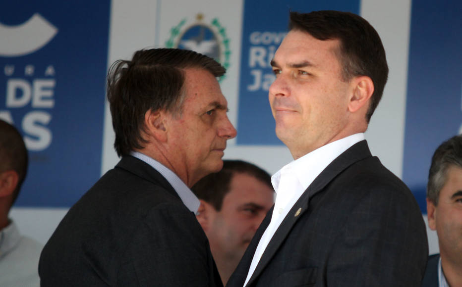 Jair e Flávio Bolsonaro