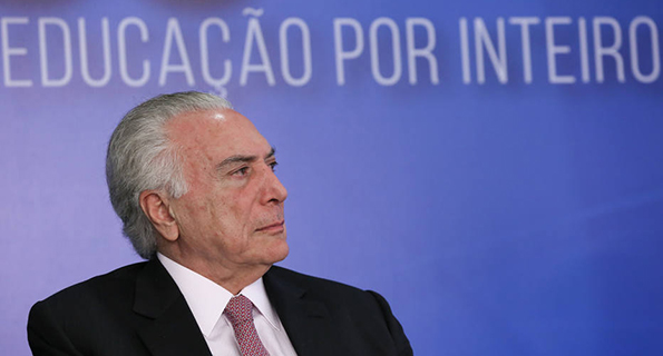 Michel Temer disse ser contra prisão de Jair Bolsonaro 