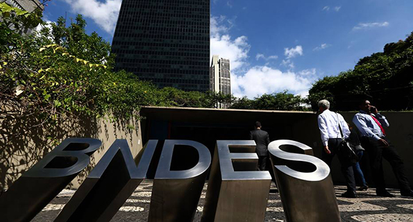 Imagem de Governos petistas manipularam análises de risco e garantias a empréstimos do BNDES a países amigos