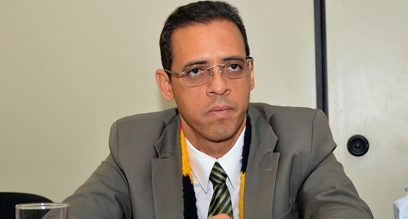 Deputado Hilton Coelho (PSOL) Deputado Hilton Coelho (PSOL)