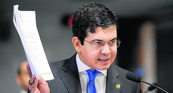 O senador Randolfe Rodrigues (Rede-AP) O senador Randolfe Rodrigues (Rede-AP)