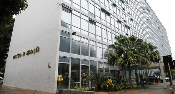 Ministério da Educação Ministério da Educação