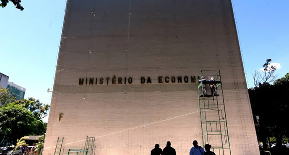 Imagem de Governo quer arrecadar até R$ 4 bilhões com venda de ações que nem sabia que tinha