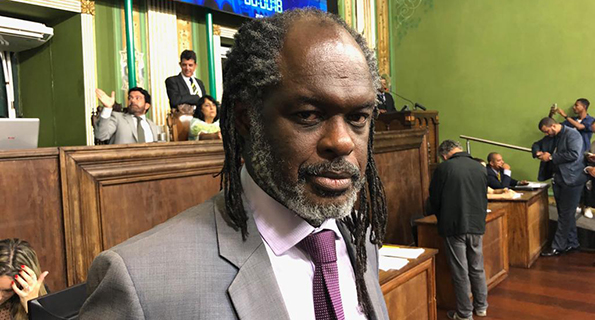 Sílvio Humberto destaca que essa parcela vulnerável da população é vetor de transmissão do vírus