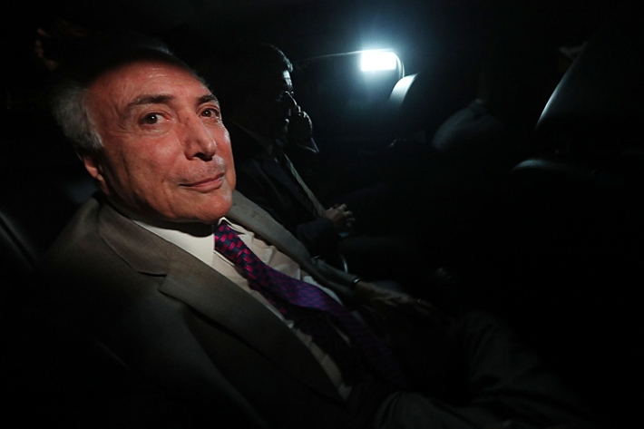 Temer chega a sua residência no Alto de Pinheiros, após ser liberado da cadeia da Lava Jato