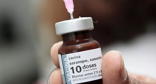 Desinformação sobre vacina tem sido apontada como um dos fatores para a queda da cobertura vacinal de alguns imunizantes no Brasil e no mundo