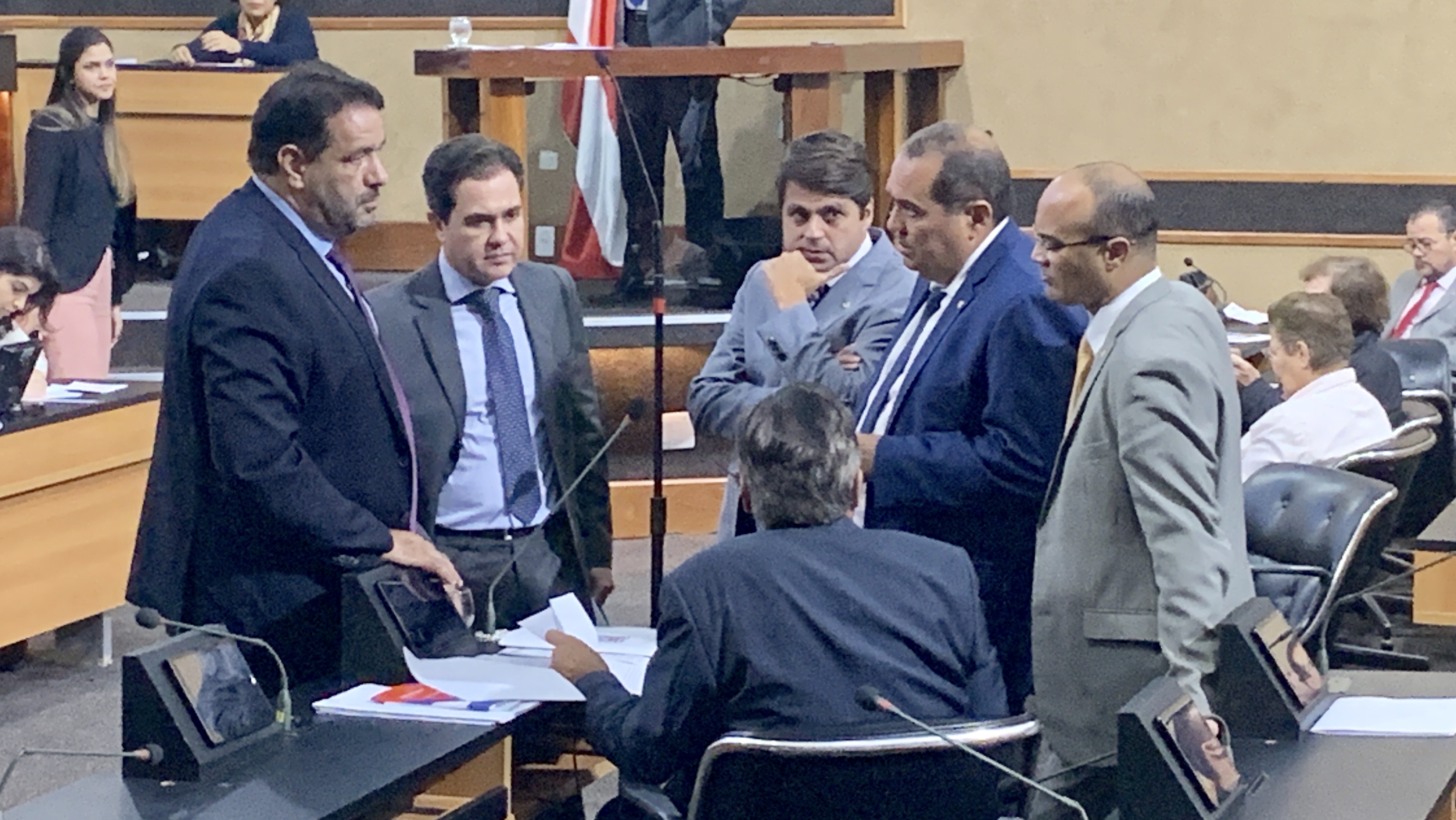 Imagem de De saída da liderança, Targino mantém integrantes em comissões permanentes Imagem de De saída da liderança, Targino mantém integrantes em comissões permanentes