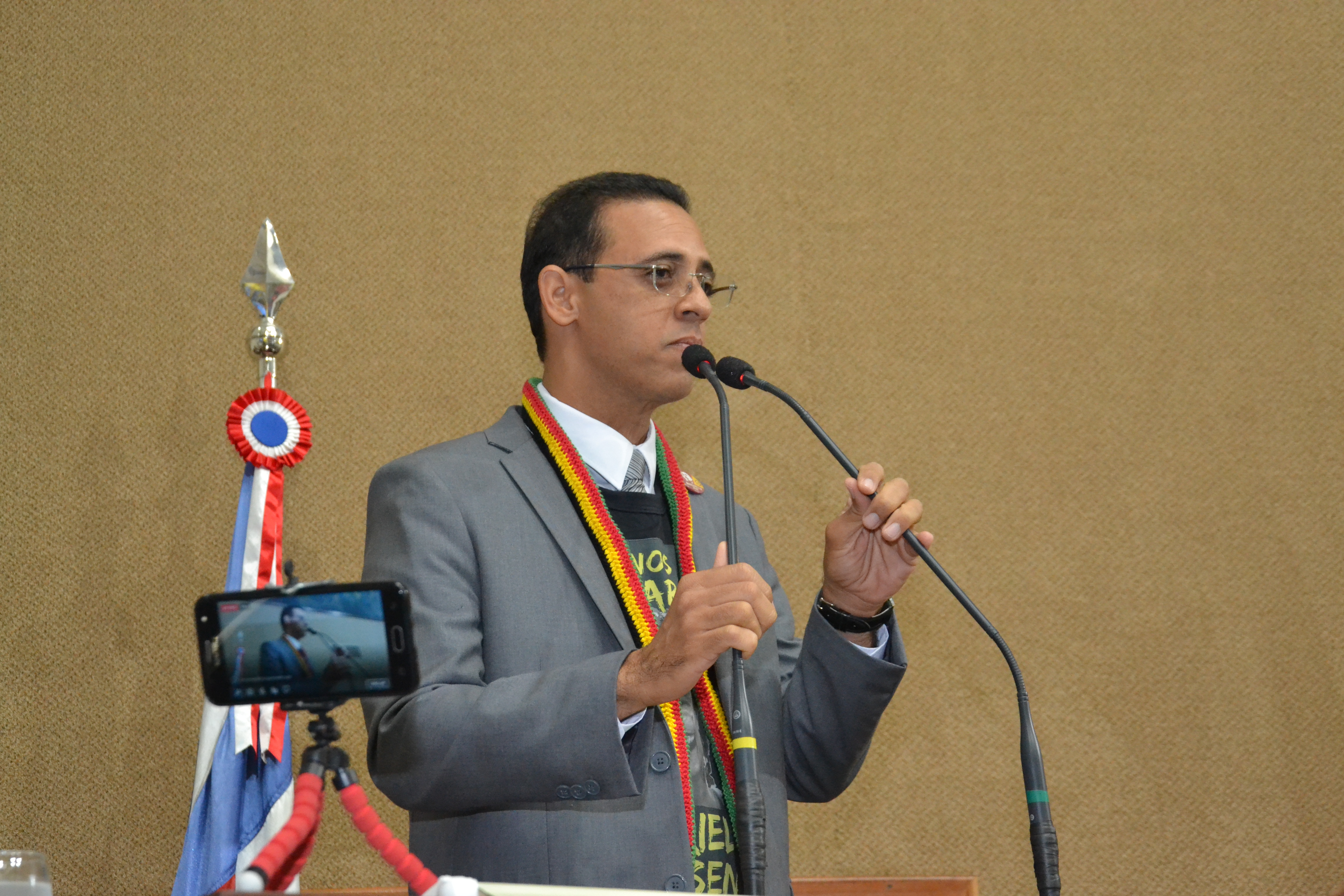 Deputado Hilton Coelho (PSOL)