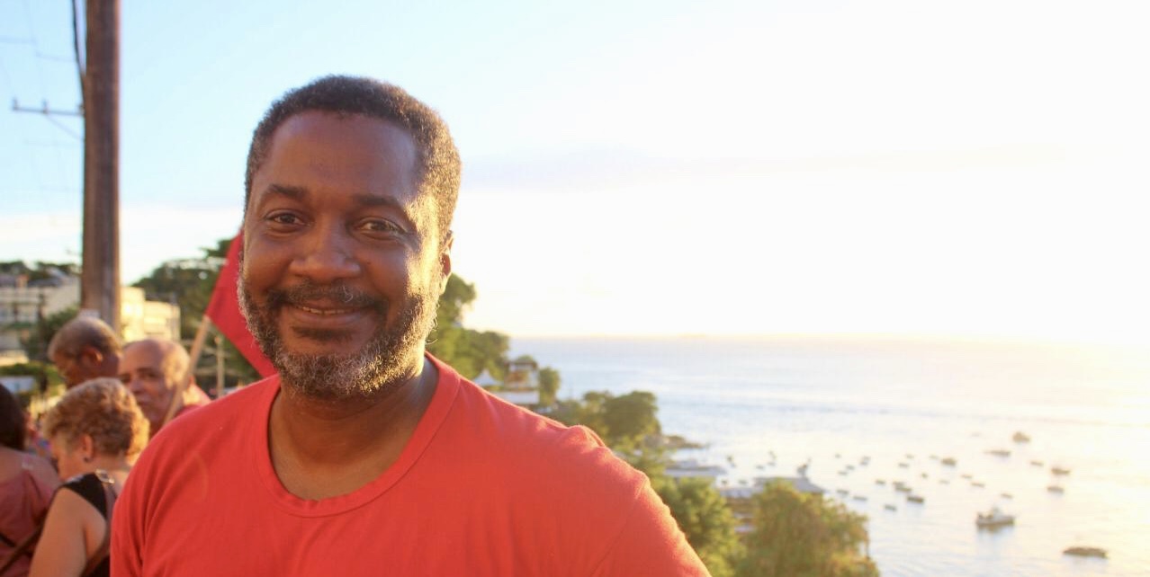 O presidente do PT de Salvador, Ademário Costa
