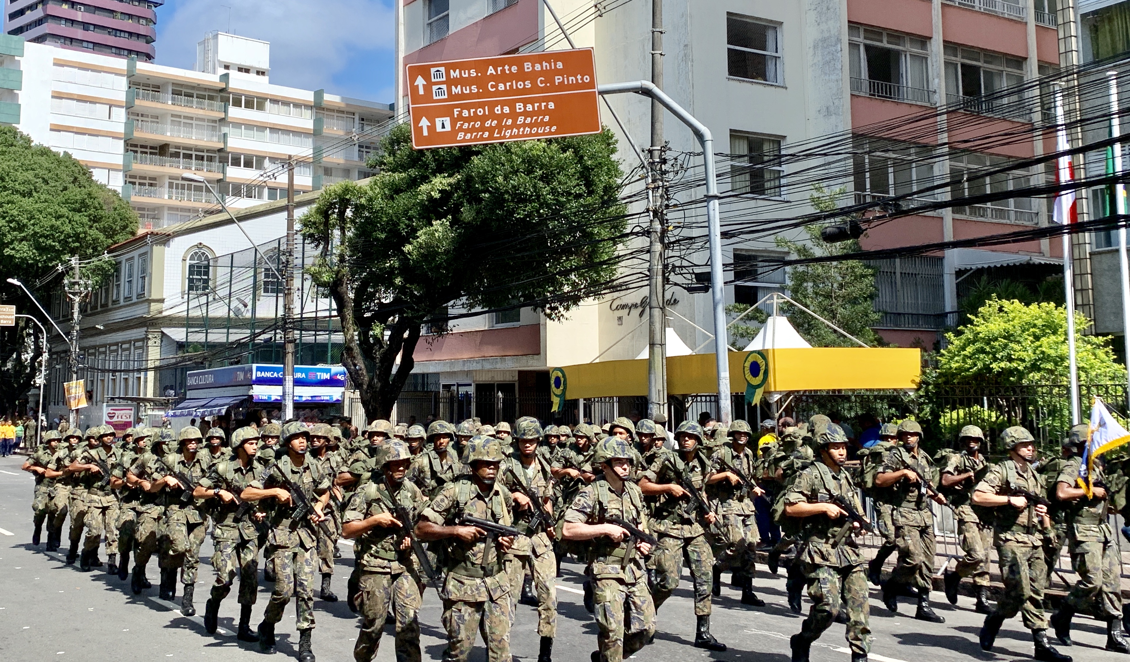 Imagem de Exército pausa produção de cloroquina por falta de insumo e estabelece teto de fabricação Imagem de Exército pausa produção de cloroquina por falta de insumo e estabelece teto de fabricação